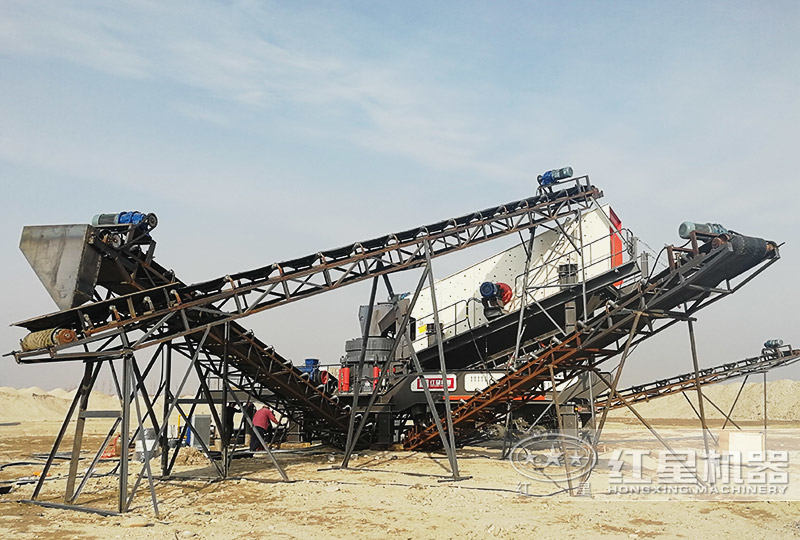 輪胎圓錐移動(dòng)破碎機(jī)現(xiàn)場(chǎng)，單機(jī)作業(yè)，效能高節(jié)能